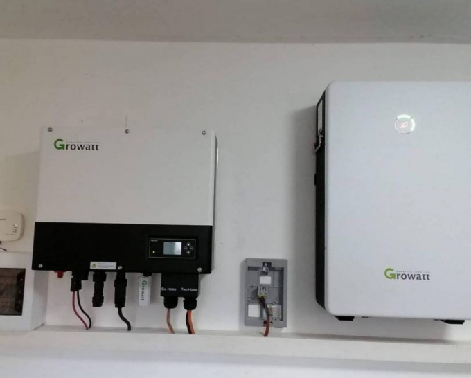 22A Solar Power System Growatt SPH5000 Inverter Hybrid Off Grid 5000W